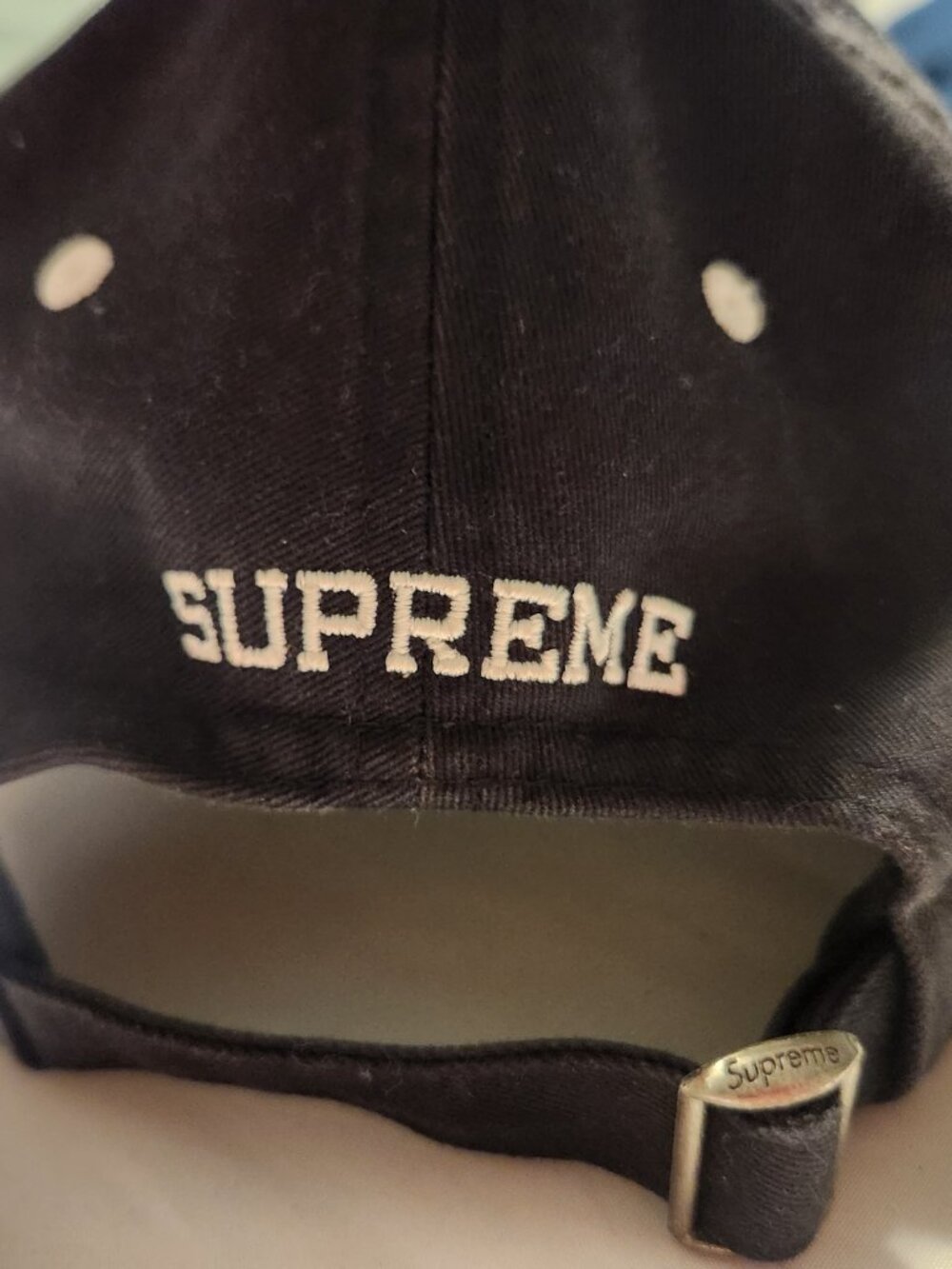 Supreme - SS22 Sailor Crest 6 panel Hat - Picture 2 of 7